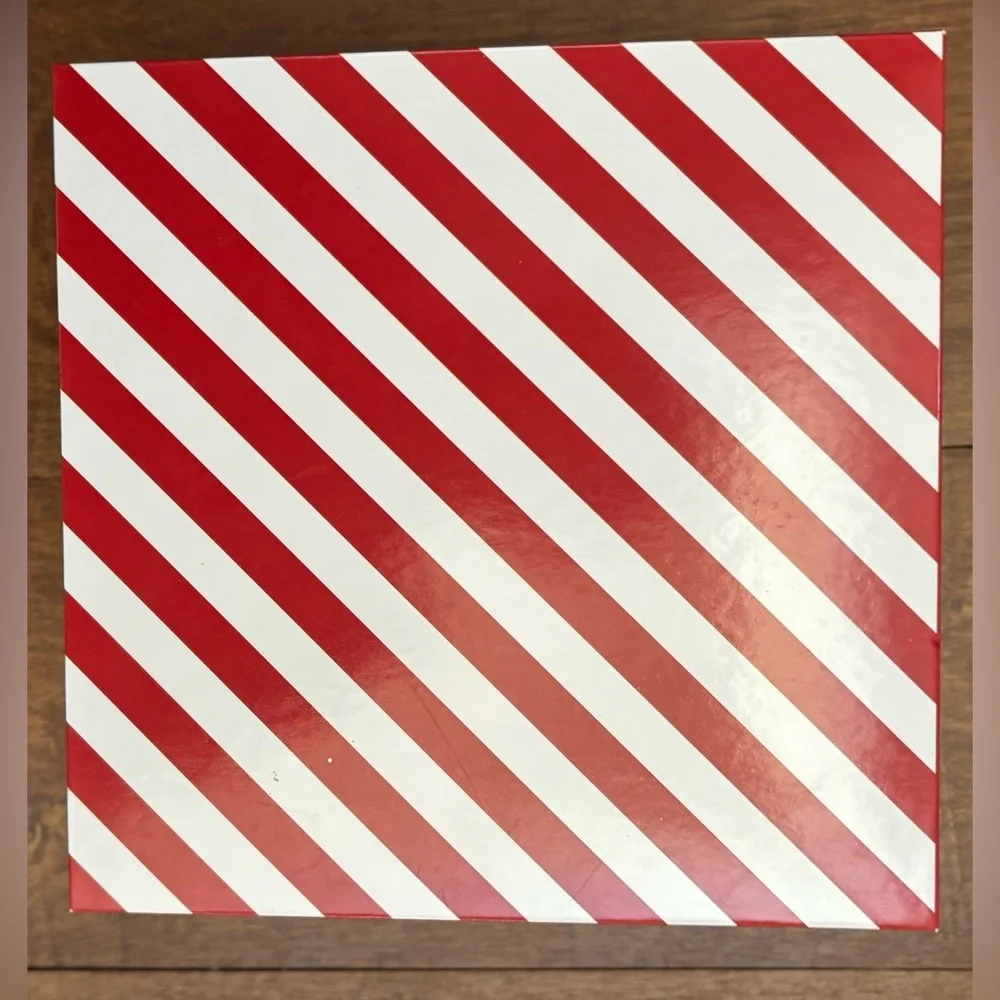 Christmas bags bows box paper NEW NWT Approx 4 lbs Santa candy cane tree